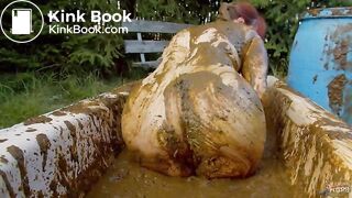 Cooling off with cowshit Lyndra Lynn