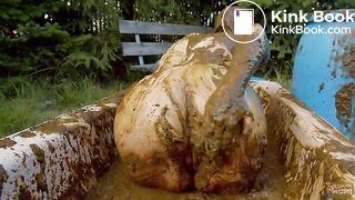 Cooling off with cowshit Lyndra Lynn