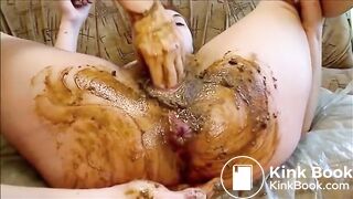 Lesbians fisting with shit