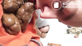 Guy lick and sniff girlfriend poo while she try to sleep