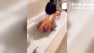 Ebony shitter