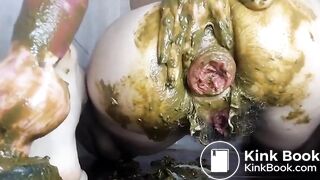 rides-a-shitty-dog-dildo