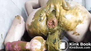 rides-a-shitty-dog-dildo