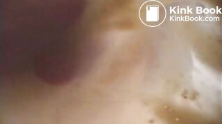 Japan-lesbian-scatplay-3