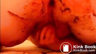 Huge butt mature shitting and masturbating