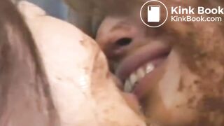 Japan-lesbian-scatplay-5