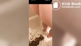 A little squirt in the bath