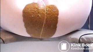 Milf shitting diarrhea on white pantyhose