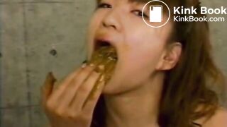 cute-japanese-girl-eating-with-pleasure