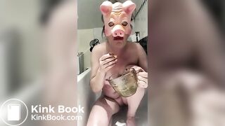 Scat Pig