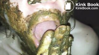 Shitty face smearing