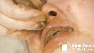 japanese-lesbian-scat-51