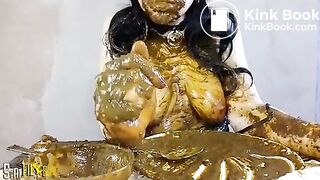 she-eat-it-all-742(1)