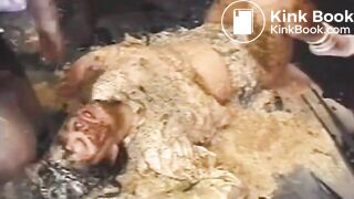 Anna-Kuramoto-Vomit-Shit-Piss-759