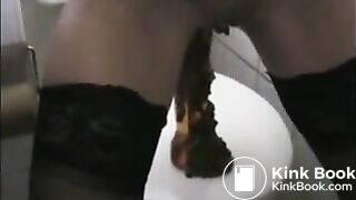 Milf in lingerie anal dildo full of shit