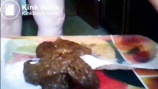 Hairy big butt lady shit a big load