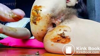 Hairy Dig n’ Dildo