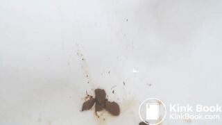 messy-bath-enema