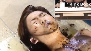 japanese-lesbian-scat-15