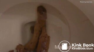 Big Ass Lady shits and talks about her Turd