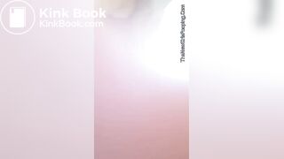 Sexy poop from hot round ass