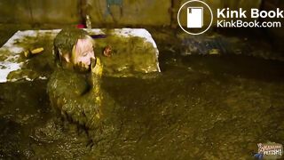 2 Girls 1 Manure Channel