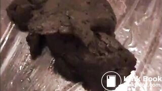 Solo female shitting closeup