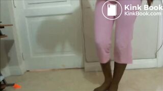 Juicy black ass babe pooping