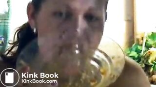 pee-and-scat-obsession-in-a-small-kitchen