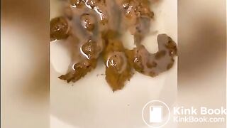 eruptions sur la lune