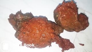 Slim Gal in Teddy Take A Shit