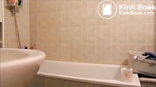 Desperate blonde takes a sloppy dump in the bathtub