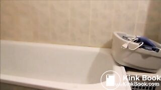 Desperate blonde takes a sloppy dump in the bathtub