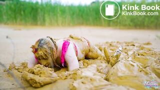 Orgasm in lake of mud