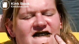 Notruf  Bootsführer dringend gesucht ne Frau in einem