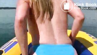 Notruf  Bootsführer dringend gesucht ne Frau in einem