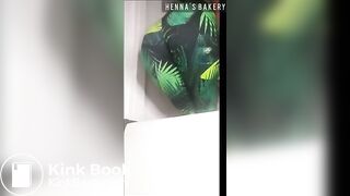 Beautiful big black ass gives creamy poop