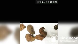 Beautiful big black ass gives creamy poop