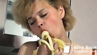 Scatgirl-Maika_Alois