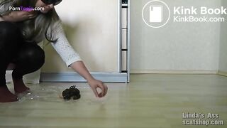 morning-poop-sandwich-sexyass-pooping-girls-shitting-girls-poop-videos_720p