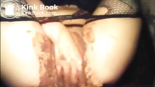 Girl shit diarrhea smear on pussy and masturbate