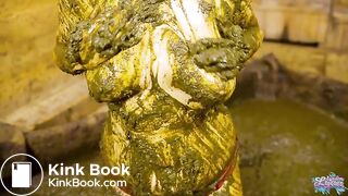 Lovely Dung Bath - peeing in hotpants