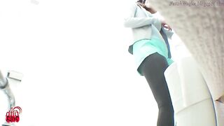 Constipated Waifu (Minami) Pooping 9