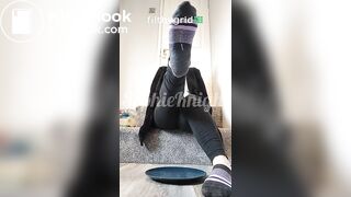 Sophie K takes a shit
