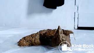 Orgasmic Poop Squirter Linda