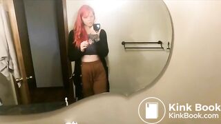 rousse aux toilettes 3 fois