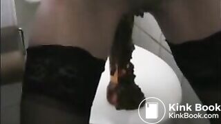 Milf in lingerie anal dildo full of shit