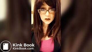 Dolly Shits and snorts like a pig