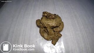 2 mature women shitting on floor - ThisVidcom