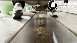 Beautiful girls pee and shit 13